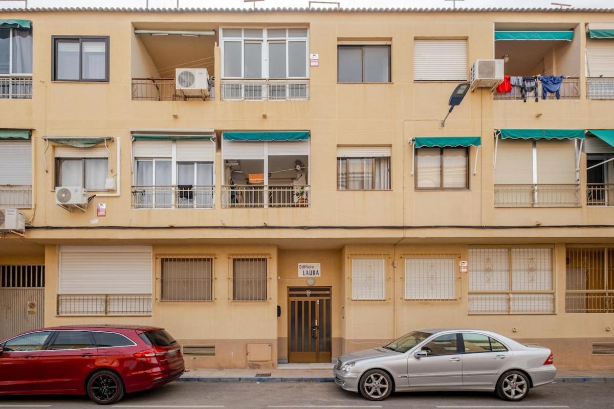 산페드로델피나타르 Edificio Laura 아파트 외부 사진